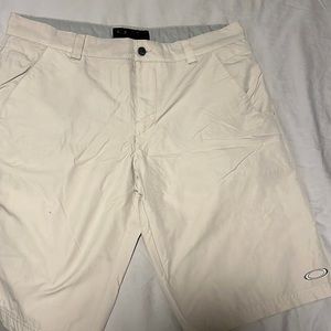 Oakley golf shorts